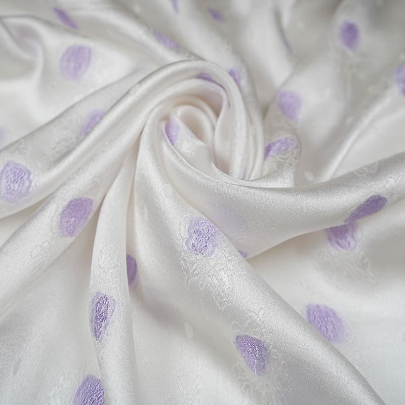 Carré de soie - Annie